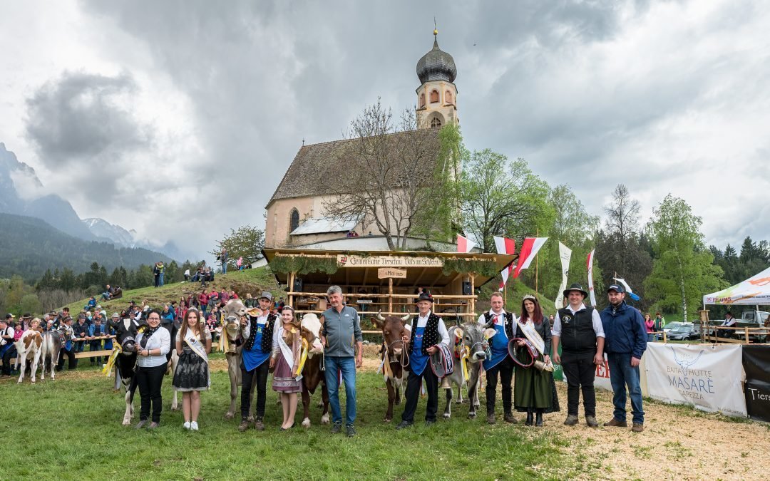 GEMEINSAME TIERSCHAU VÖLS AM SCHLERN AM 01. MAI